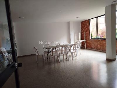 Apartamento de 4 alcobas en venta en Multifamiliares Torremolinos, Ibagué, 83 m² · foto 18 de 19