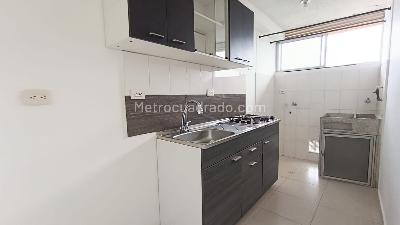Apartamento de 3 alcobas en venta en Edificio Altos De Los Rosales, Ibagué, 54 m² · foto 2 de 10