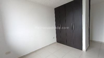 Apartamento de 3 alcobas en venta en Edificio Altos De Los Rosales, Ibagué, 54 m² · foto 5 de 10