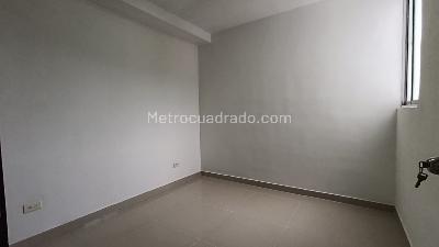 Apartamento de 3 alcobas en venta en Conjunto Parque Central, Ibagué, 52 m² · foto 6 de 15