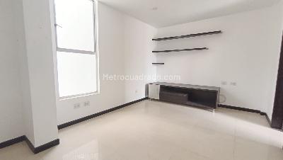Casa de 3 alcobas en venta en Condominio Quintas De San Francisco, Ibagué, 236 m² · foto 10 de 20
