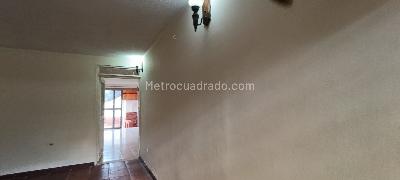 Casa de 5 alcobas en venta en Carmenza Rocha, Ibagué, 179 m² · foto 17 de 19