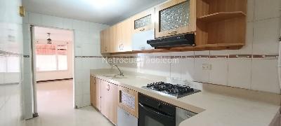 Casa de 5 alcobas en venta en Carmenza Rocha, Ibagué, 179 m² · foto 5 de 19