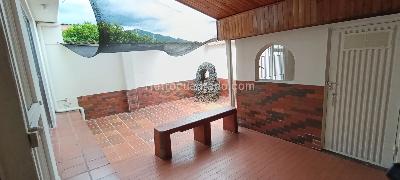 Casa de 5 alcobas en venta en Carmenza Rocha, Ibagué, 179 m² · foto 7 de 19