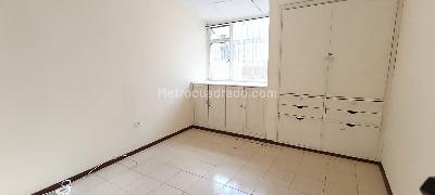 Casa de 5 alcobas en venta en Carmenza Rocha, Ibagué, 179 m² · foto 9 de 19