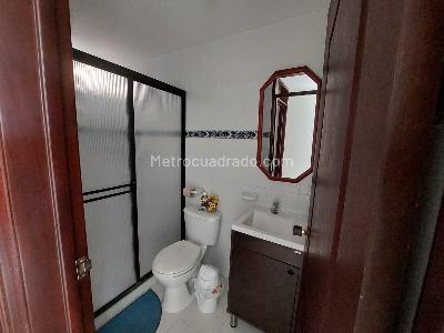 Apartamento de 3 alcobas en venta en Edificio Ríos Torre Alta, Ibagué, 75 m² · foto 8 de 10
