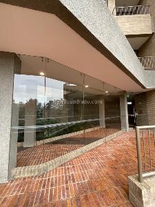Apartamento de 3 alcobas en venta en Cerros De Suba, Bogotá, 145 m² · foto 10 de 14