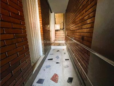 Casa de 5 alcobas en venta en La Favorita, Bogotá, 257 m² · foto 4 de 15