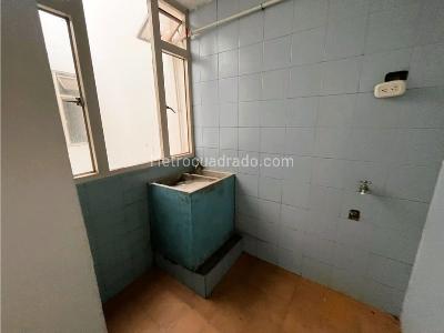 Casa de 5 alcobas en venta en La Favorita, Bogotá, 257 m² · foto 11 de 15