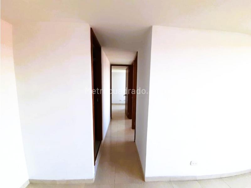 Piso – Soacha, Parque Campestre, Comuna Compartir - Más