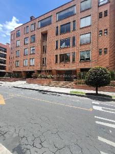 Apartamento de 5 alcobas en venta en Santa Paula, Bogotá, 230 m² · foto 3 de 20