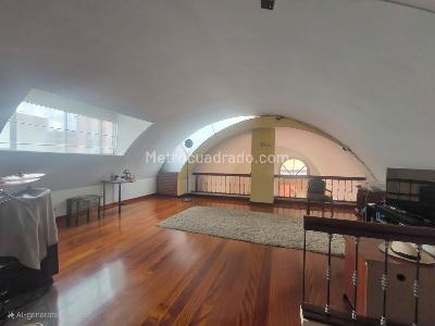 Apartamento de 5 alcobas en venta en Santa Paula, Bogotá, 230 m² · foto 9 de 20