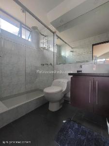 Apartamento de 5 alcobas en venta en Santa Paula, Bogotá, 230 m² · foto 15 de 20
