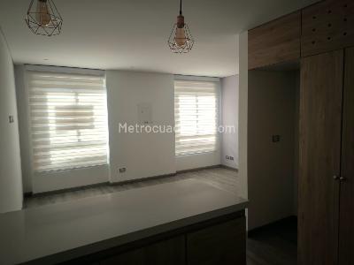 Apartaestudio en arriendo en La Candelaria Ii, Bogotá, 26 m² · foto 3 de 18