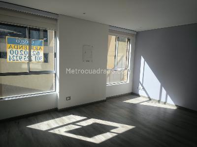 Apartaestudio en arriendo en La Candelaria Ii, Bogotá, 26 m² · foto 4 de 18