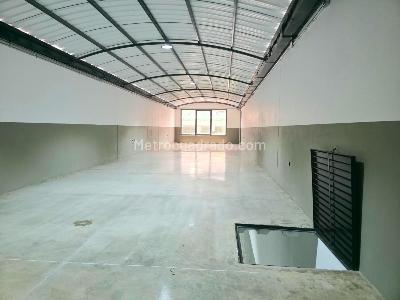 Warehouse for rent in LA ESTANZUELA, Bogotá