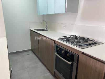 Apartamento en arriendo en Country Contador, Bogotá · foto 3 de 14