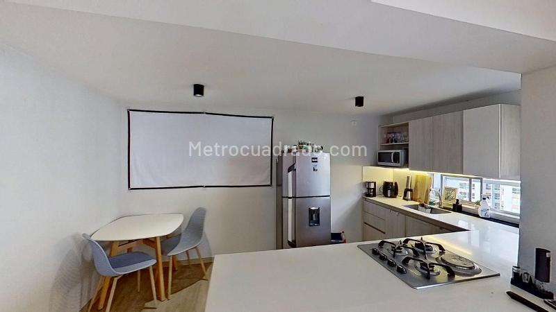 Piso – Medellín - Más