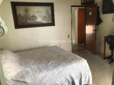 Casa de 5 alcobas en venta en Mirador Del Cacique, Bucaramanga, 250 m² · foto 15 de 19