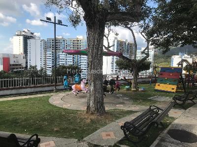 Casa de 5 alcobas en venta en Mirador Del Cacique, Bucaramanga, 250 m² · foto 19 de 19
