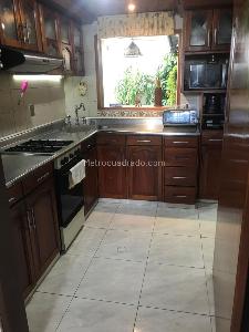 Casa de 5 alcobas en venta en Mirador Del Cacique, Bucaramanga, 250 m² · foto 8 de 19