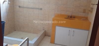 Casa de 4 alcobas en venta en Rionegro, 600 m² · foto 2 de 20