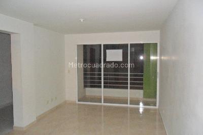Apartamento de 3 alcobas en venta en La Concordia, Bucaramanga, 77 m² · foto 4 de 17