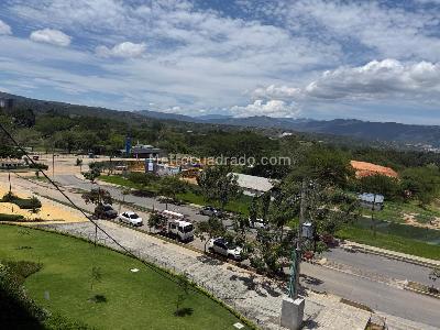 Apartamento de 2 alcobas en venta en Country Park, Floridablanca, 106 m² · foto 9 de 14