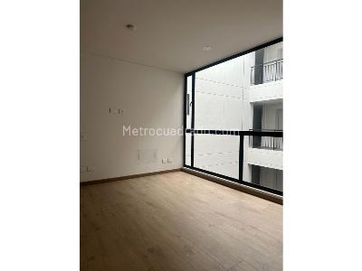 Apartaestudio en venta en Ciudad Salitre Oriental, Bogotá, 42 m² · foto 2 de 13