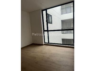 Apartaestudio en venta en Ciudad Salitre Oriental, Bogotá, 42 m² · foto 3 de 13
