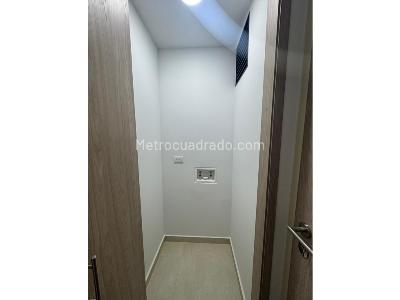 Apartaestudio en venta en Ciudad Salitre Occidente, Bogotá, 30 m² · foto 4 de 17
