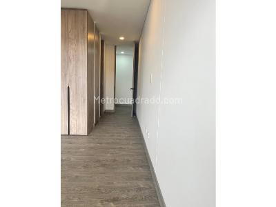 Apartamento de 3 alcobas en arriendo en La Esmeralda, Bogotá, 163 m² · foto 2 de 14