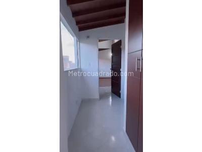 Apartamento en venta en Quinta Paredes, Bogotá · foto 6 de 17