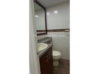 Apartamento en venta en Quinta Paredes, Bogotá · foto 9 de 17