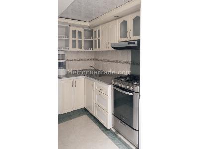Casa de 4 alcobas en venta en Bavaria, Bogotá, 72 m² · foto 2 de 14
