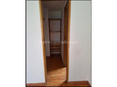 Apartamento de 2 alcobas en arriendo en Ciudad Salitre Oriental, Bogotá, 65 m² · foto 13 de 19