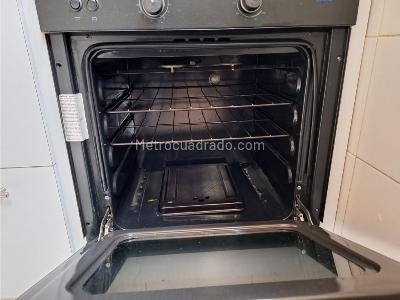 Apartamento de 2 alcobas en arriendo en Ciudad Salitre Oriental, Bogotá, 65 m² · foto 5 de 19