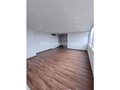 Apartaestudio en arriendo en Quinta Paredes, Bogotá, 65 m² · foto 3 de 8