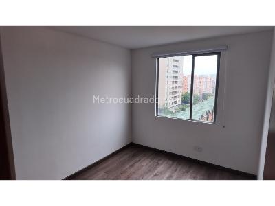 Apartamento de 2 alcobas en arriendo en Ciudad Salitre Occidente, Bogotá, 74 m² · foto 6 de 12
