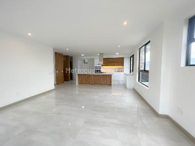Apartamento de 3 alcobas en venta en Pinares De San Martin, Pereira, 360 m² · foto 4 de 19