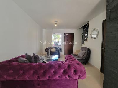 Casa de 3 alcobas en venta en Obelisco De La Villa, Pereira, 107 m² · foto 2 de 10