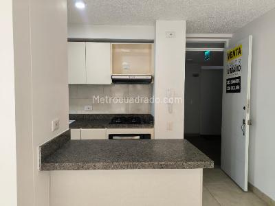 Apartamento en venta en Poblado I, Pereira · foto 2 de 12