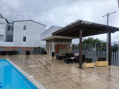 Apartamento de 3 alcobas en venta en Condina, Pereira, 52 m² · foto 2 de 14