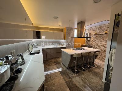 Apartamento de 3 alcobas en venta en Av, Pereira, 230 m² · foto 3 de 20