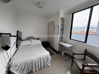 Apartamento de 3 alcobas en venta en Av, Pereira, 230 m² · foto 7 de 20