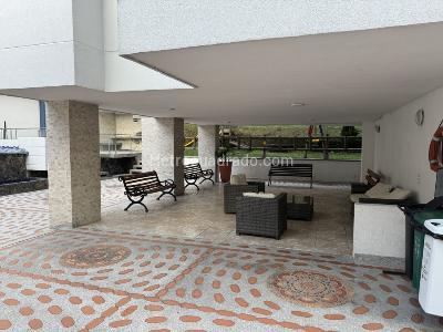 Apartamento de 3 alcobas en venta en Av, Pereira, 230 m² · foto 20 de 20