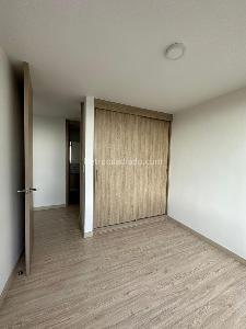 Apartamento en venta en Milan, Manizales · foto 3 de 9