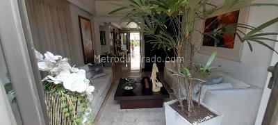 Casa de 3 alcobas en venta en Pinares, Pereira, 285 m² · foto 2 de 9