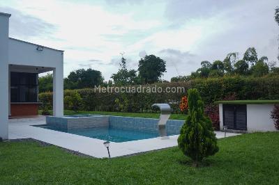 Casa de 3 alcobas en venta en Condina, Pereira, 260 m² · foto 2 de 15
