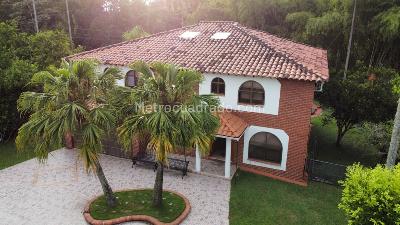 Casa de 4 alcobas en venta en Galicia, Pereira, 225 m² · foto 5 de 10